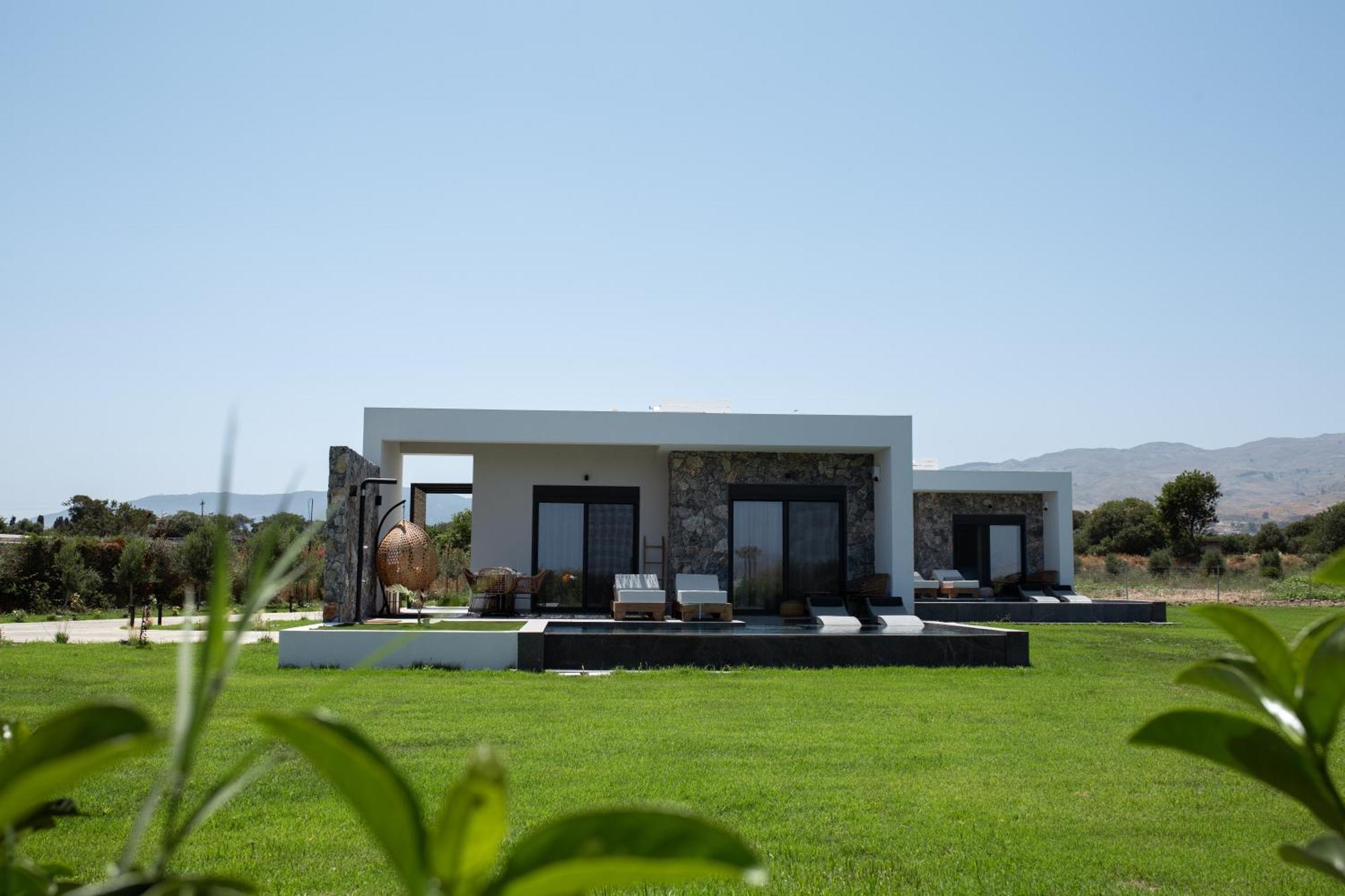 Aphrodite Luxury *